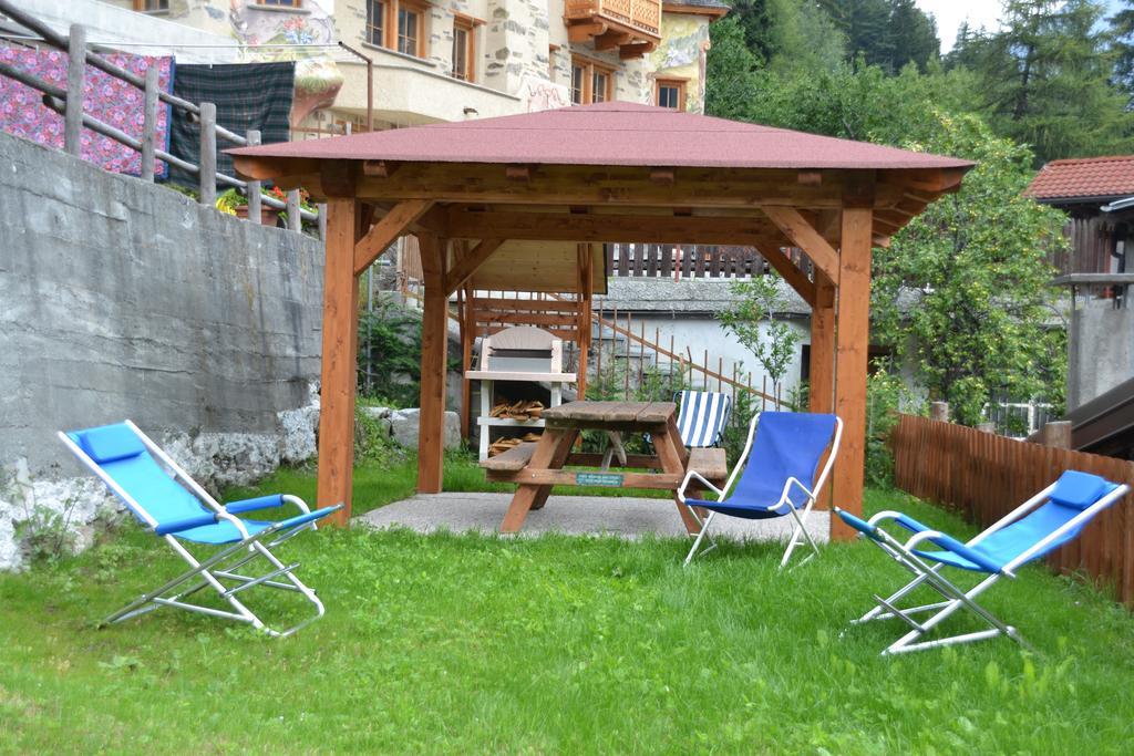 Casa Colturi Apartment Valdisotto Bilik gambar