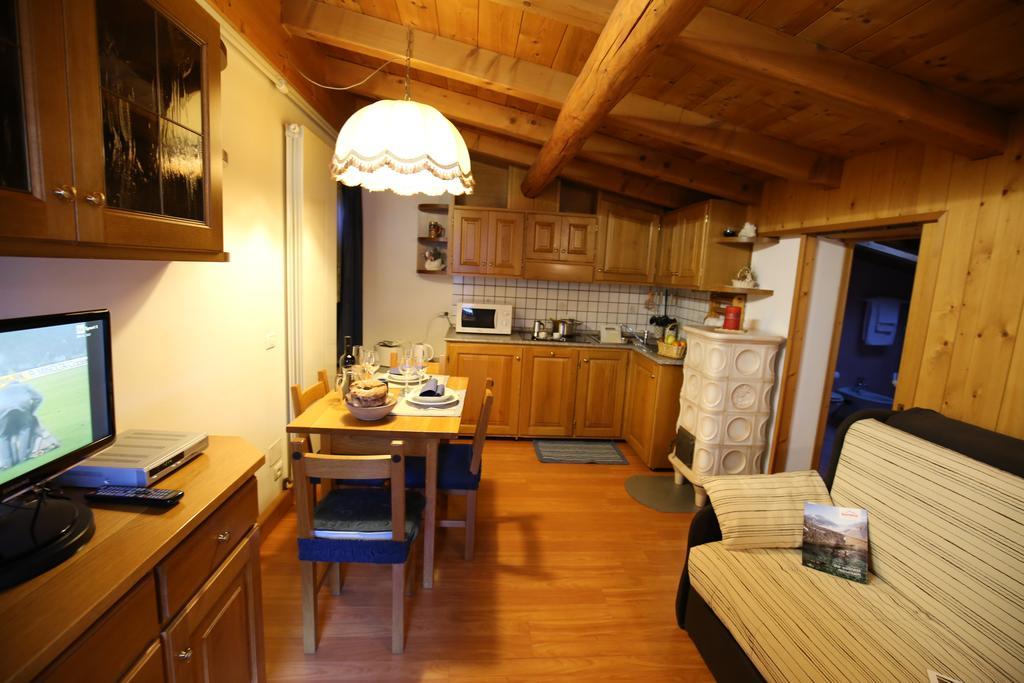 Casa Colturi Apartment Valdisotto Luaran gambar